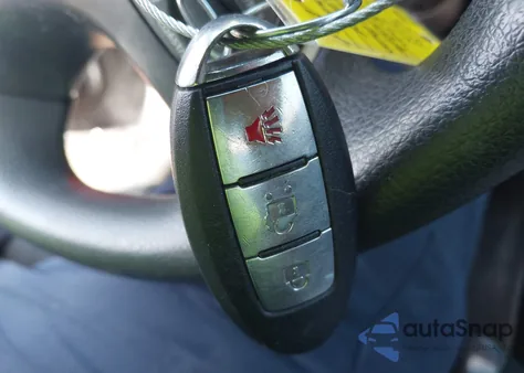 2018 Nissan Pathfinder S from USA, damaged, VIN 5N1DR2MN5JC650432